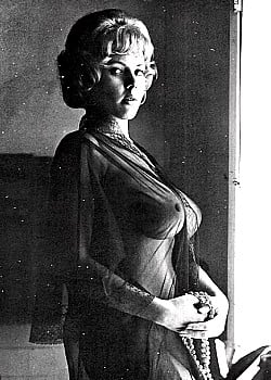 Lisa Matthews (Pin-Up Model)